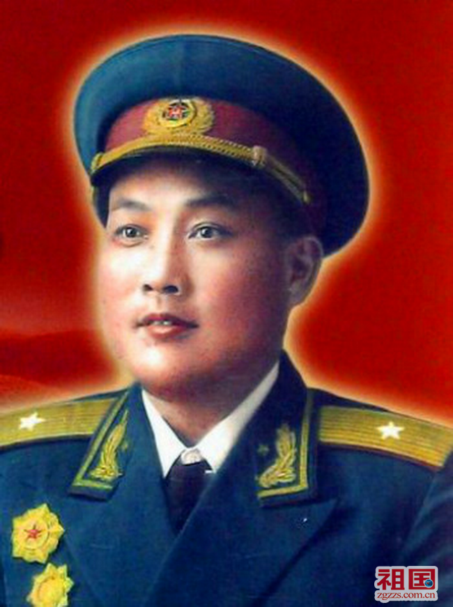 詹大南将军1915年4月出生在安徽省金寨县槐树湾乡,1931年2月参加中国